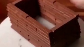 آموزش تزيين غذا یه خونه شکلاتیه خوشمززززه