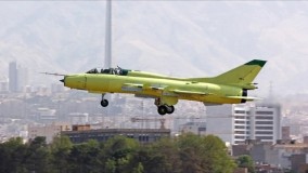 سقوط یک فروند جنگنده سوخو 22 سپاه در استان فارس - خلبان ایوب تمدن شهید شد