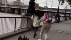دوربین مخفی ترسوندن مردم با عنکبوت بزرگ جسه!????