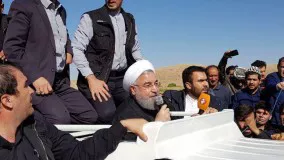 روحانی در جمع مردم سرپل ذهاب 