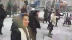 این فیلم توی پارک نیاورانه بعد هی بگید آزادی نیست!!