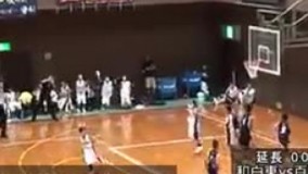  پرتاب حیرت آور نوجوان بسکتبالیست برد و باخت در دو ثانیه