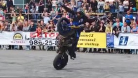  هنرنمایی هیجان انگیز با موتور سنگین! باور نکردنیه !!!!