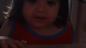 یکی کمک کنه که شمع رو فوت کنه ...