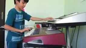  ارگ زدن جوان10-12 ساله + فیلم