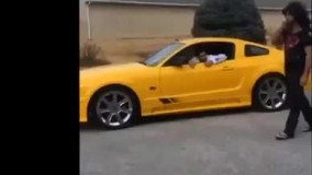 نحوه مخ زدن پسرها با ماشین مدل بالا ... !!! خخخخخ