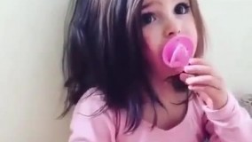  دختر کوچولوی بانمک