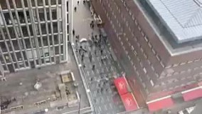 ???? اولین ویدئو منتشر شده از لحظه فرار مردم به خیابان بعد از برخورد کامیون با فروشگاه