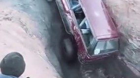  کلیپ خنده دار- اصلا مو نمیزنه با پراید