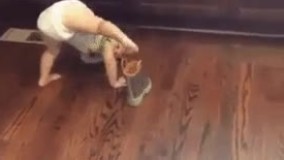 نحوه صحیح کفش پوشیدن   از دست ندین