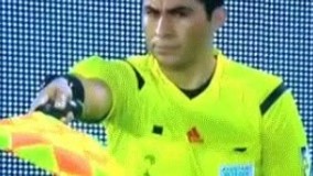 دید دوربین نشونش میده ذوق کرد (: