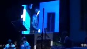 کنسرت محسن یگانه - اجرای آهنگ سکوت