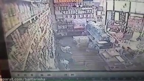 لحظه زلزله در تربت جام در لنز دوربین مداربسته