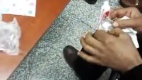 جاسازی جالب تریاک در داخل خمیر دندان که با هوشیاری ماموران گمرک لو رفت.