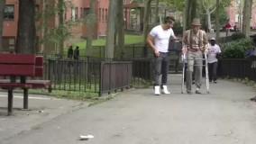 مبارزه رپ مرد پیر با جوانان