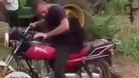 این خیلی باحاله (منم با خودت ببر ) آخر خنده 