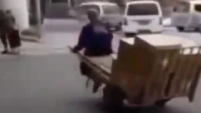 درزندگے اجازه نده چیزےرنگ خوشی هایت را تار کند شاد بودن یک هنر است لذت ببراز زندگے در هر شرایط عشق بورز???? .