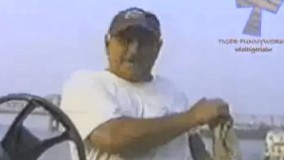 بابامه میگه از جلوی چشمام خفه شو!