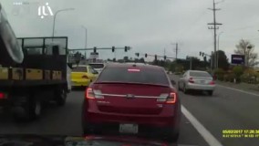 لحظه سقوط هواپیما در بزرگراهی در واشنگتن آمریکا 