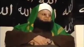 یکی به من بگه اینا دارن چیکار میکنن اخه.فقط اون صورتیه.مجید قناد نیست؟!یهههههههه برنامه ببینین!