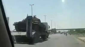 جابجایی تانک ها   در اتوبان قم-تهران
