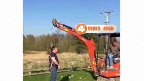 نتیجه شوخی با جرثقیل !!!