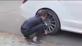 ببینید واسه جمع کردن مشتری چه حرکتی زده لامصب ????????