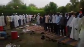 این جماعت بعد از افطاری اختلاف بینشون افتاده بدلیل جهت قبله