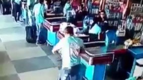 یه آدم معمولی در یه سوپرمارکت عادی در برزیل