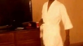 تا تو باشی اونجوری ژست نگیری