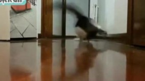 وقتی میرم کولرو روشن کنمو میبینم بابام خونس