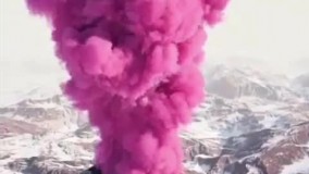 شاید باور کردنش سخت باشه اما آتشفشانی در کشور چک وجود داره که از آن دود صورتی خارج می‌شه