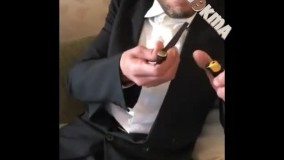 وای به جای تنباکو تو پیپش فلفل ریختن خخخ