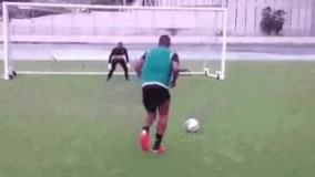 به همین راحتی توی دروازه