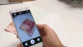 از این گوشیا کسی سراغ نداره..؟!