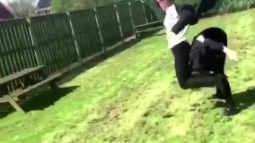 شوخی خرکی از نوع دخترونه