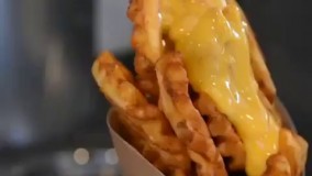 به چالش مقاومت در برابر سیب زمینی و پنیر دعوتتون میکنم