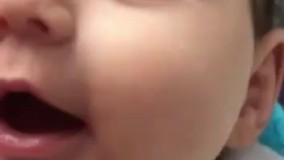 خدا یا بغض این کوچولو رو ببین که غوغایی به پا کرده