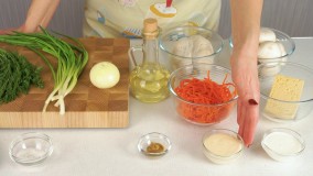 یه سالاد رژیمی پر از سبزیجات 