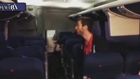 خوشحالی به سبک خروس‌ها