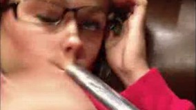 مردم ازاری در حد انداختن بمب اتمی 