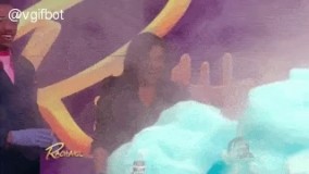 من همیشه فک میکردم  این دانشمندای شیمی فقط میترکن  ولی بعضی اوقات  چه حالی میکننا!