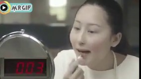 مسابقه ی آرایش در 10 ثانیه فقط اون اخری