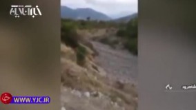 گرفتار شدن خودروها در سیل وحشتناک در مرز گلستان و شاهرود