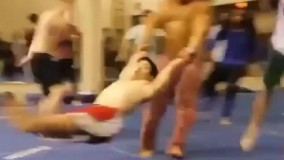 از وقتی ورزش کردن این دوستان رو دیدم دیگه سعی میکنم درباره ورزش زیاد نظر ندم