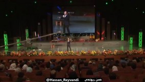 طنز : ریزبینی در توالت های عمومی 