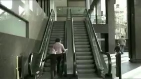 ویدیویی شاهکار با مضمون :   بچه‌هایتان آن چیزی نمیشوند که شما میخواهید همانی میشوند که شما هستید...