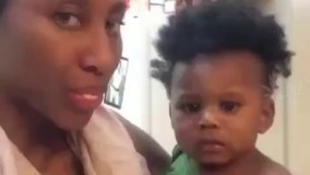 از ادامس بادکنکی میترسه