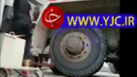 توانایی عجیب یک دختر در تعویض چرخ تریلی