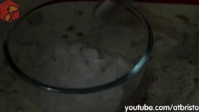 وقتی  پتاسیم رو یخ بریزین ....ببینید چجوری شعله میکشه